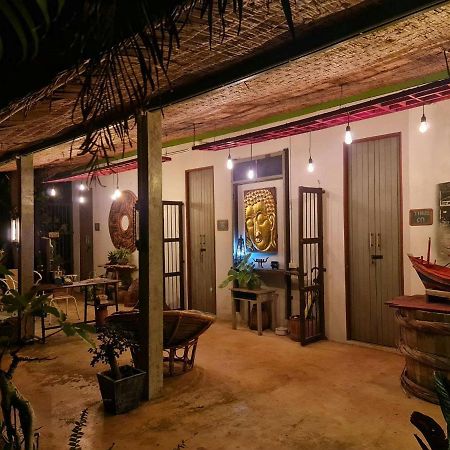 Baan Hotelier Resort Trat Exteriör bild